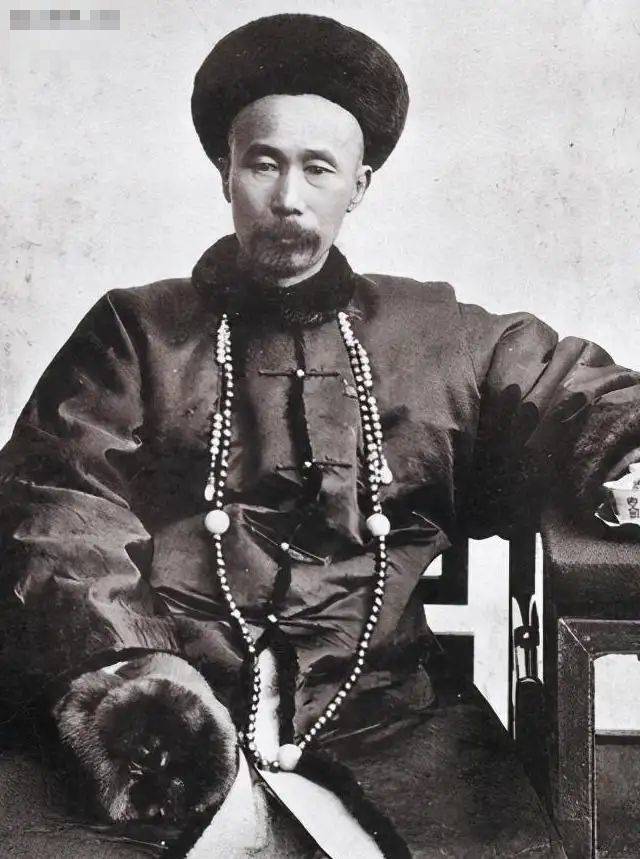 北洋水师丁汝昌在黄海海战怎么受伤的？1895年6月7日日军占领台湾