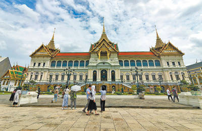 泰国今年前五月入境游客人数创新高                