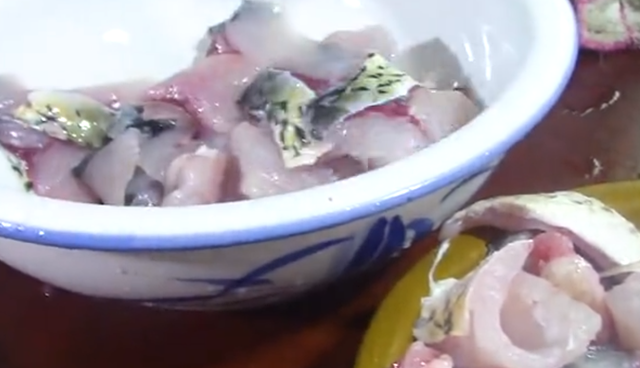 厨师长教你做最传统的酸菜鱼做法，不要错过哦！