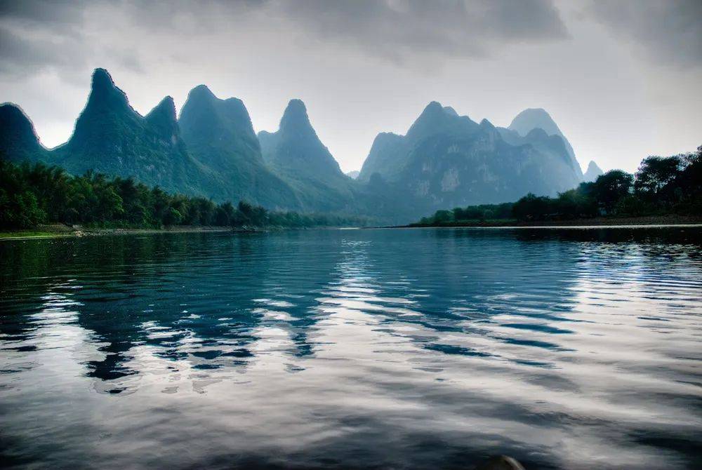 这波大洪水，冲垮了桂林暑期旅游“泼天富贵”？                