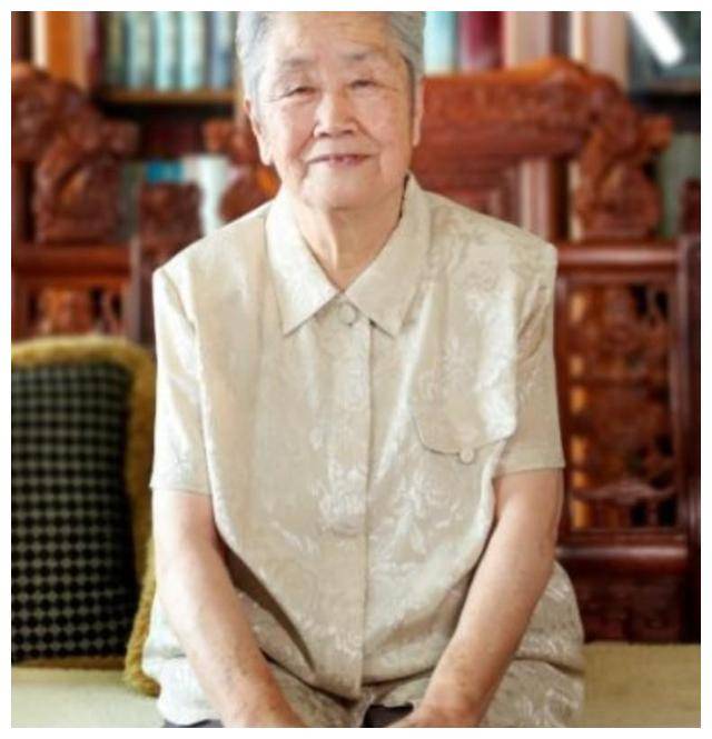 她被称“女包公”曾出任中纪委副书记，强行拉省长下马！今仍健在