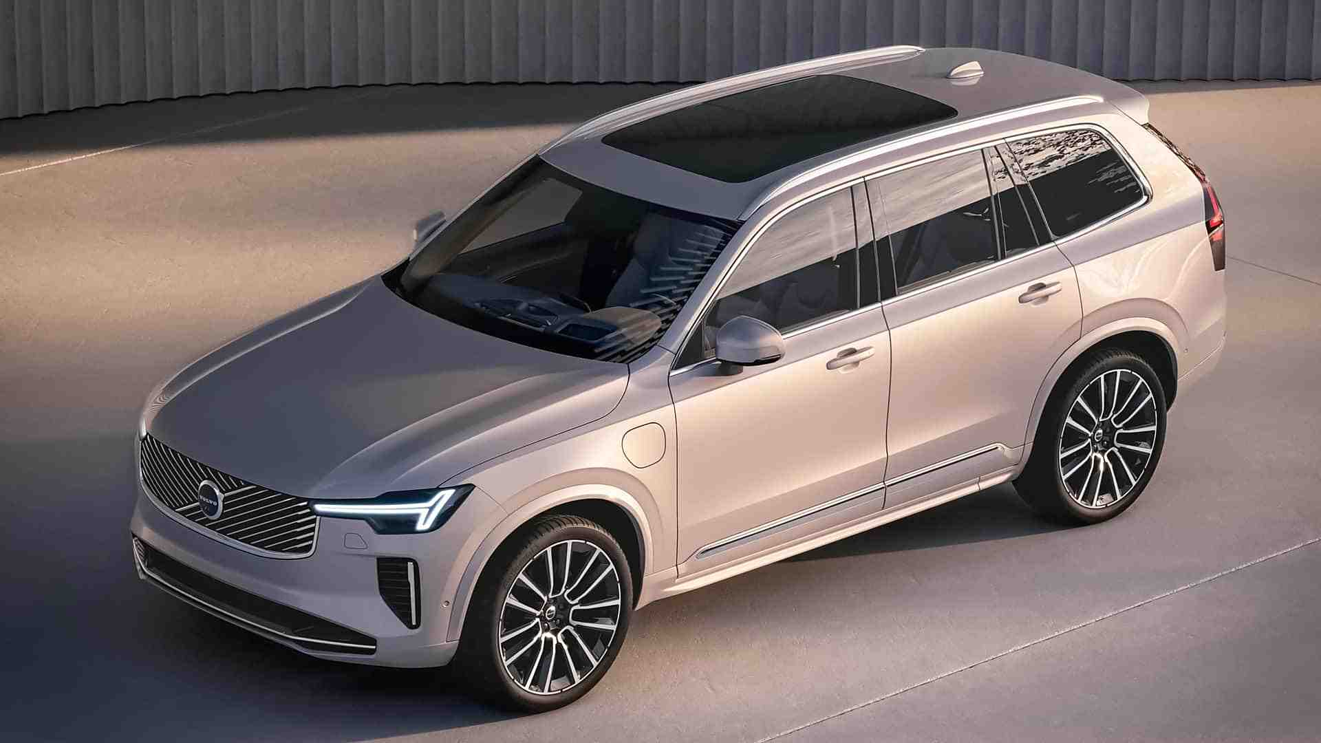 新款沃尔沃 XC90 发布：采用最新设计语言，定位插混“大七座”SUV