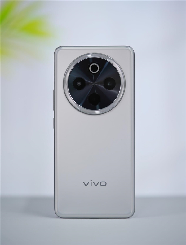 vivo第一款等深四曲屏手机！vivo Y300 Pro图赏