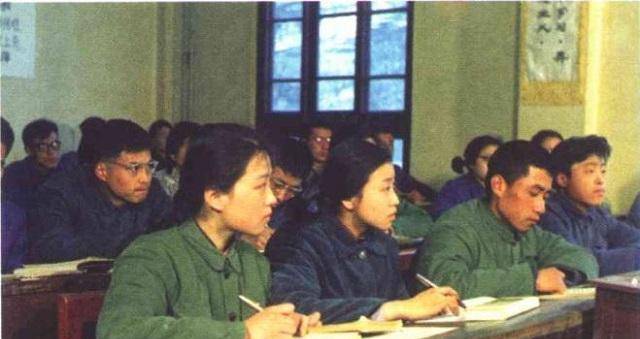 1977年理科状元：31岁参加高考，5毛钱改变命运，毕业后去哪了？