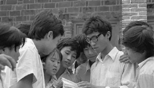 1977年理科状元：31岁参加高考，5毛钱改变命运，毕业后去哪了？