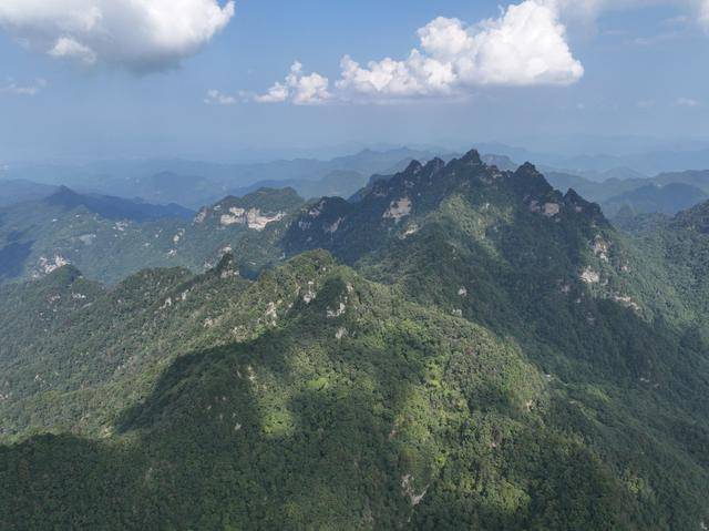 武当秘境：寻访道教圣地，一探千古飘逸仙踪！                