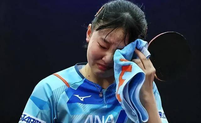 4-2，打哭日本张本美和，世界第一孙颖莎强势晋级澳门冠军赛女单决赛