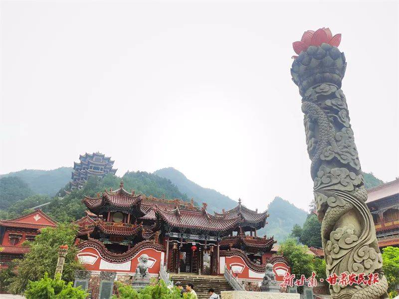 看完这篇《人间净土》，就买好了去天水的车票                