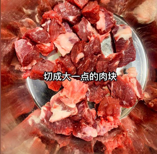 牛肉怎么做好吃？又嫩土豆炖牛肉如何做？