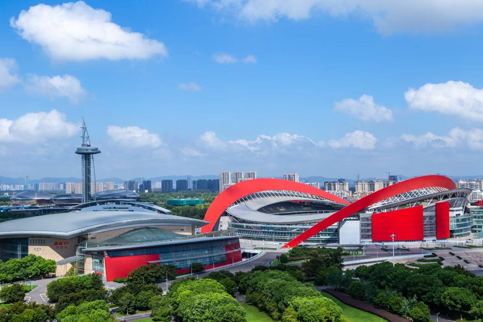 【每日一景】登高极目壮瑰景象                