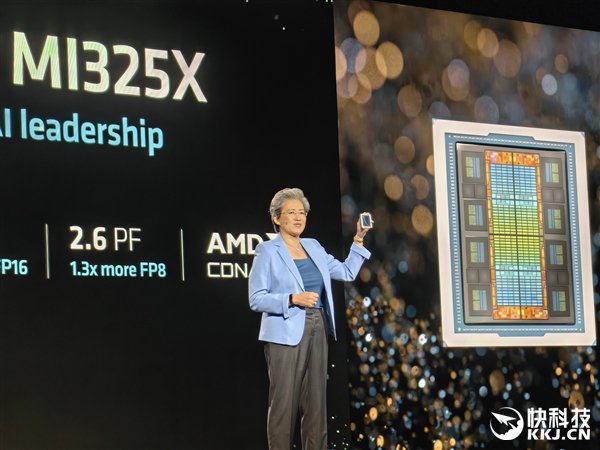 AMD发布新GPU加速卡Instinct MI325X：八卡2TB HBM3E、FP8性能超每秒2亿亿次