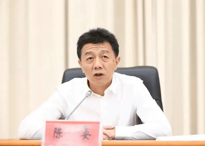 三名部级干部同日被处理 正部级李钺锋被通报以“放贷收息”等隐蔽方式大肆敛财                