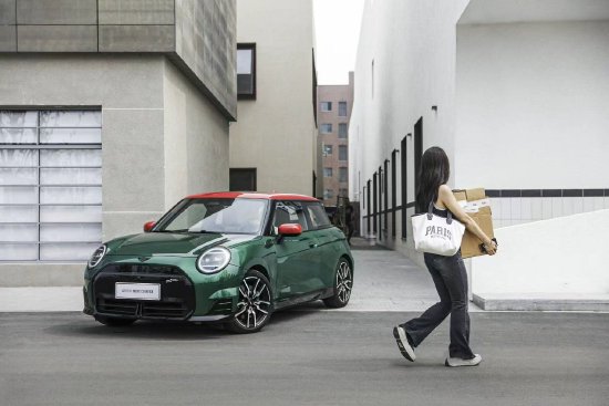 MINI纯电车型开启限时礼遇，全新电动MINI Cooper售价14.88万元起