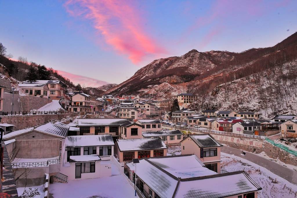 图集｜北方降雪氛围感拉满，多地初雪素裹银装                